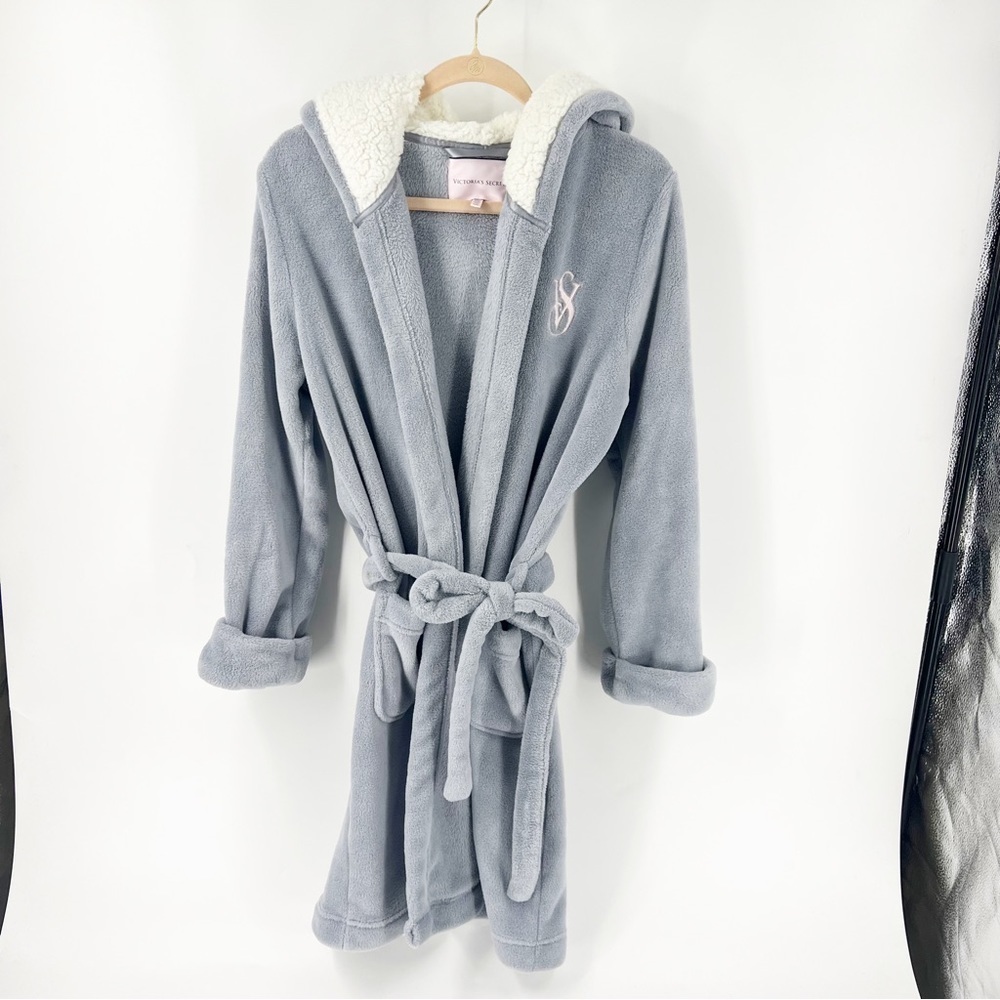 ✅ VICTORIA'S SECRET GREY/PINK/CREAM COZY ROBE WITH SASH SIZE LARGE
